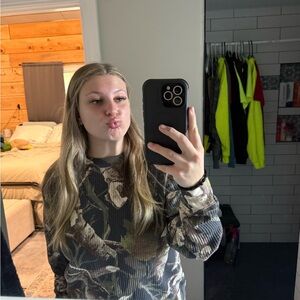 Meet your Posher, Emma